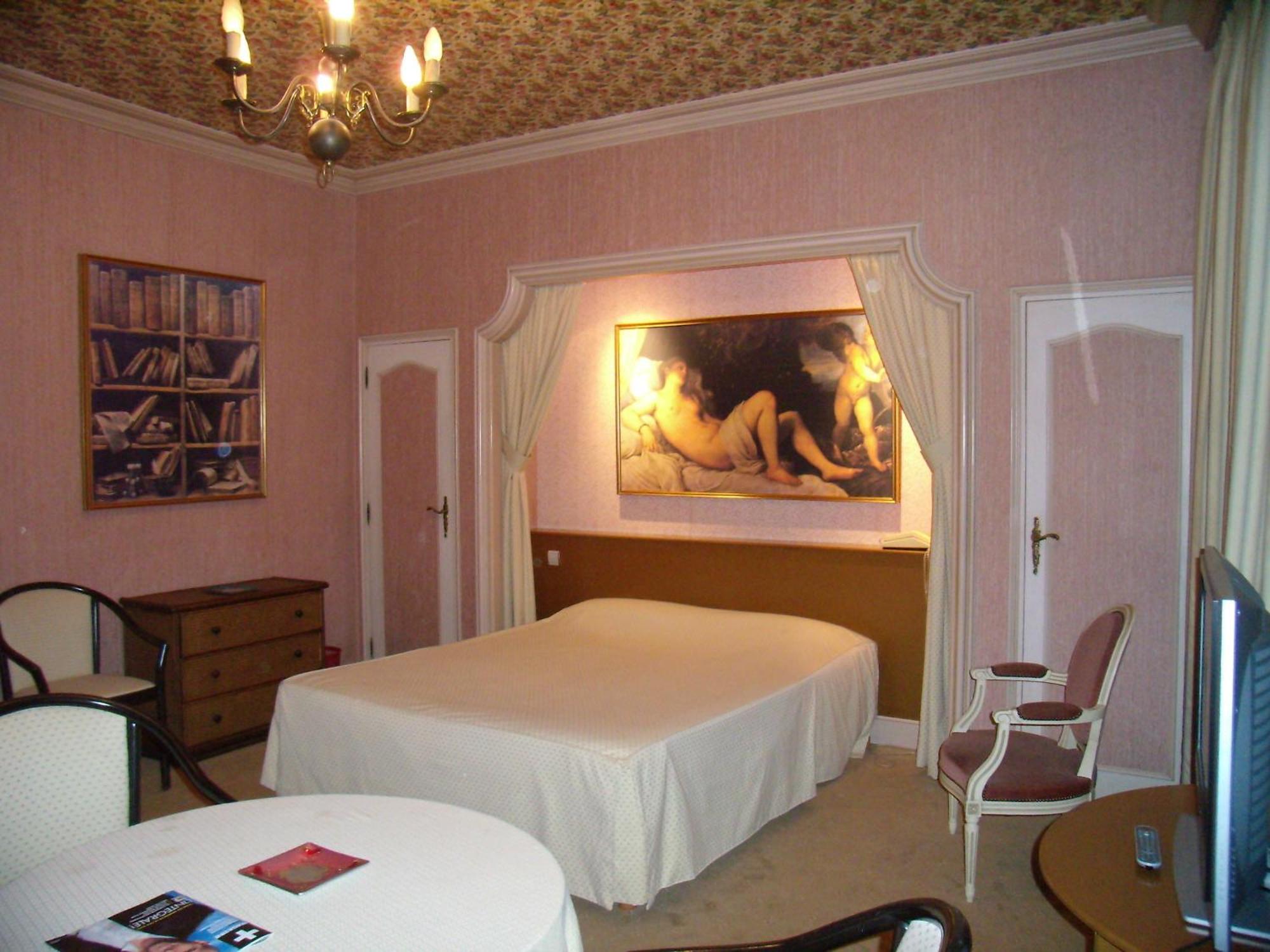 Hotel Chiffre Albi Buitenkant foto