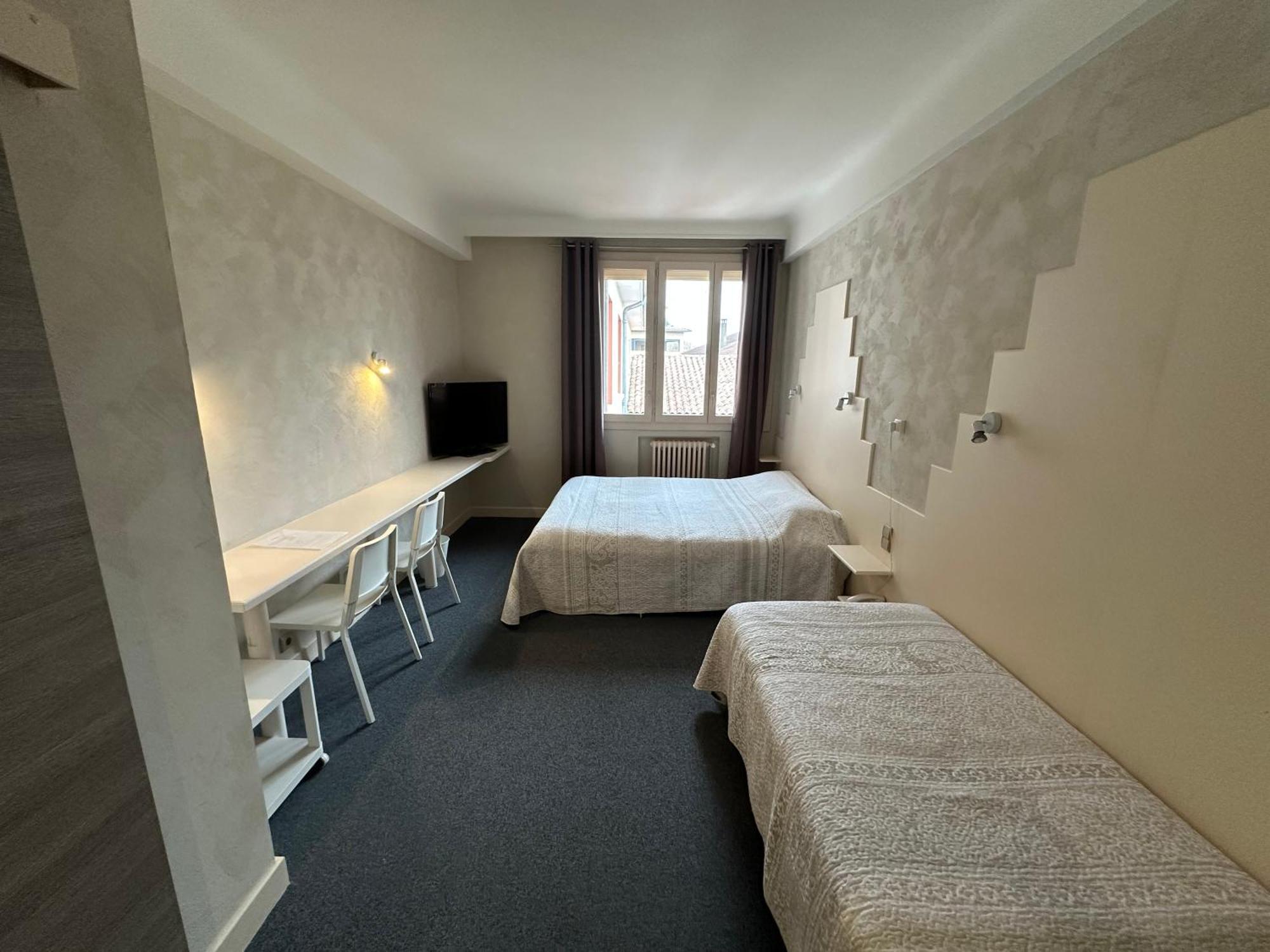 Hotel Chiffre Albi Kamer foto
