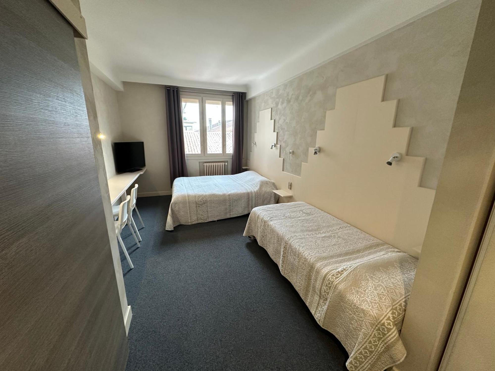 Hotel Chiffre Albi Kamer foto