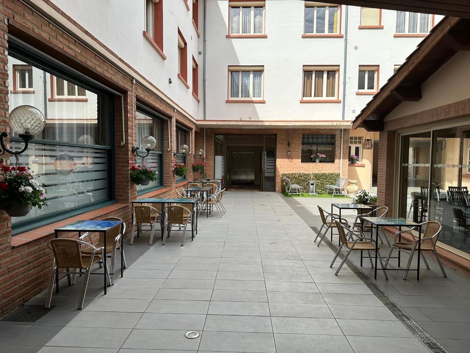 Hotel Chiffre Albi Buitenkant foto