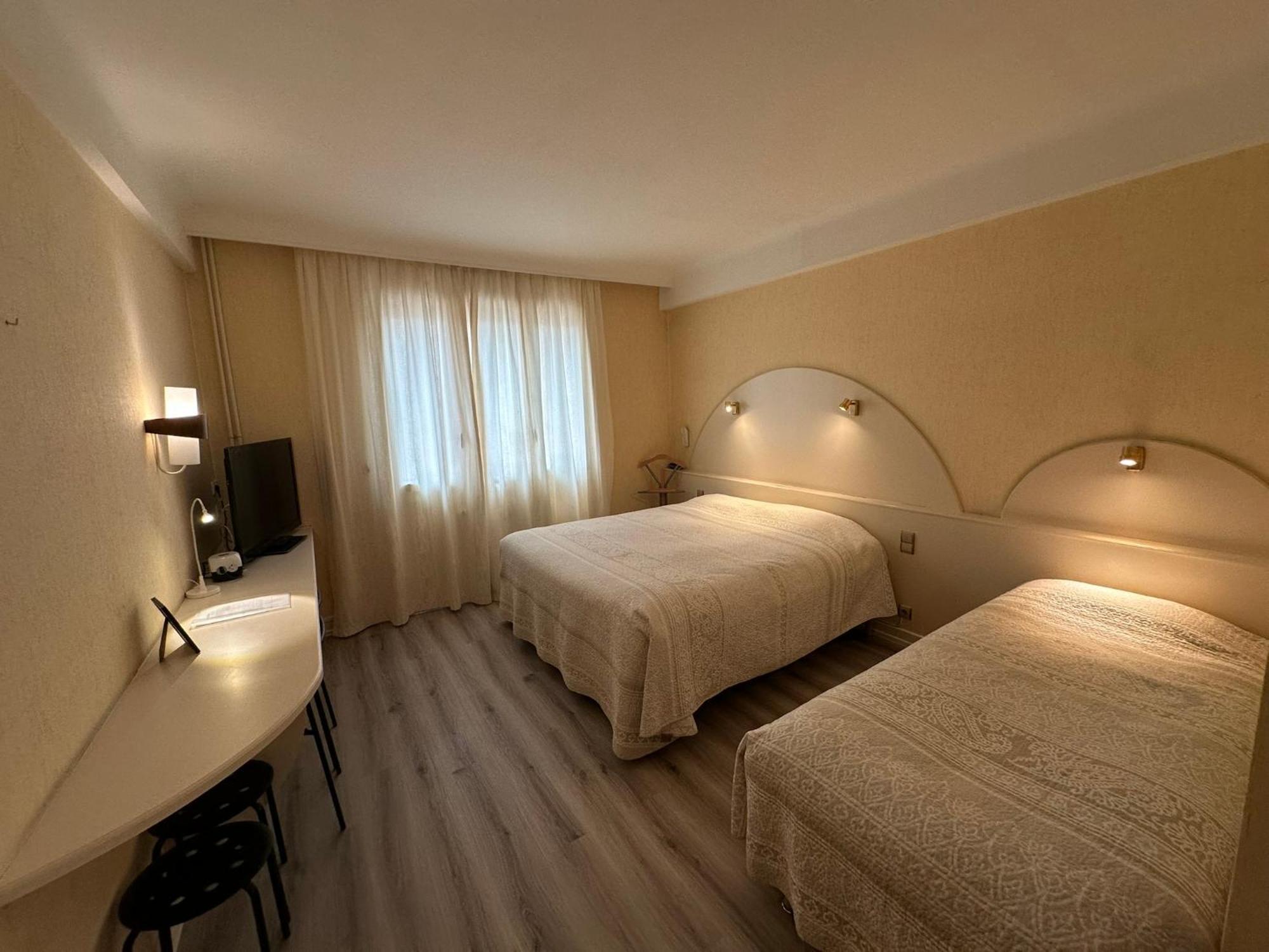 Hotel Chiffre Albi Kamer foto